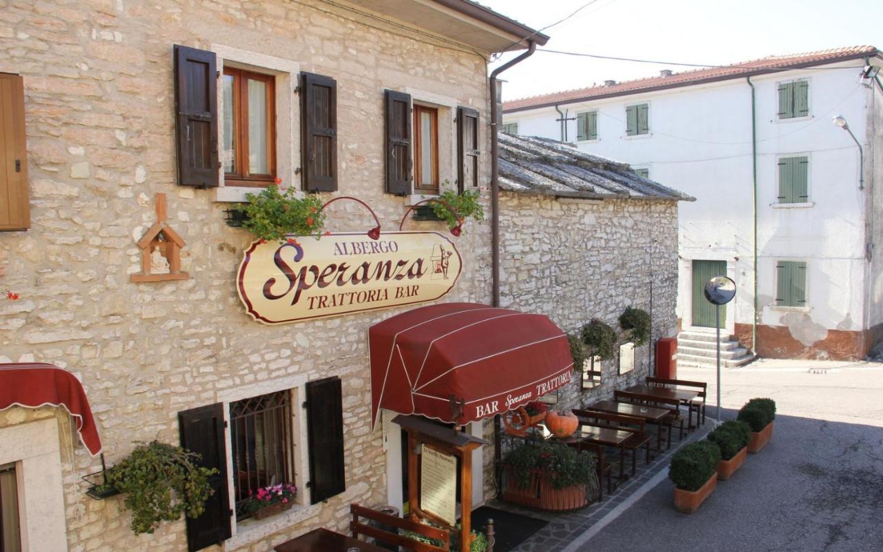 Albergo Speranza Spiazzi Di Monte Baldo Spiazzi Di Caprino Dış mekan fotoğraf