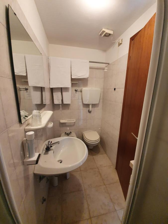 Albergo Speranza Spiazzi Di Monte Baldo Spiazzi Di Caprino Dış mekan fotoğraf